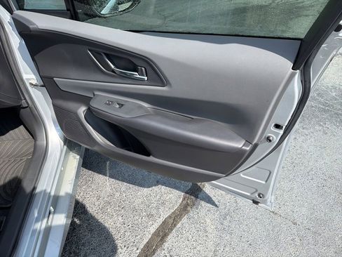 Used 2023 Toyota Prius XLE FWD image 27