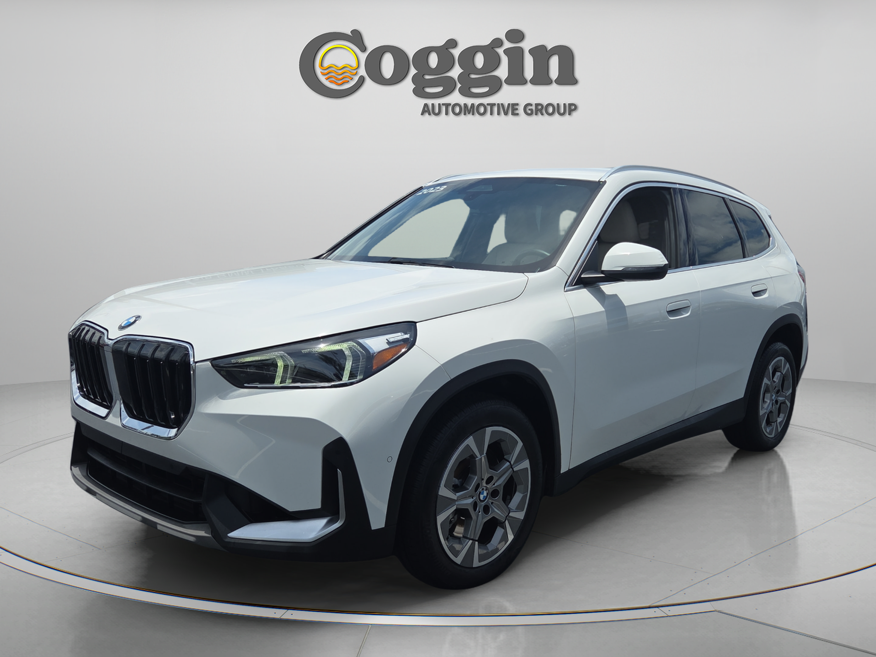 Certified 2023 BMW X1 xDrive28i AWD/4WD image 1