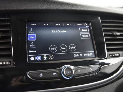 Used 2022 Buick Encore Preferred w/ Safety Package image 19