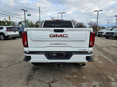 Used 2021 GMC Sierra 2500 AT4 w/ AT4 Premium Plus Package image 5