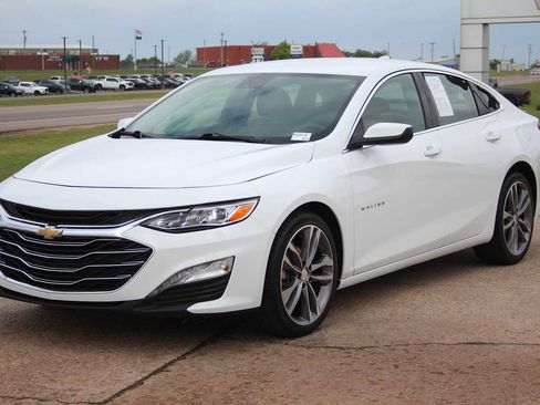 Used 2024 Chevrolet Malibu LT FWD image 4