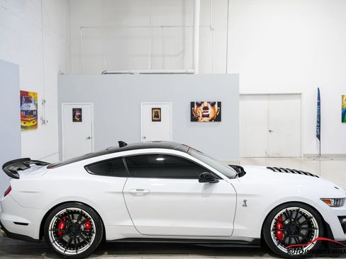 Used 2020 Ford Mustang Shelby GT500 w/ Technology Package image 25