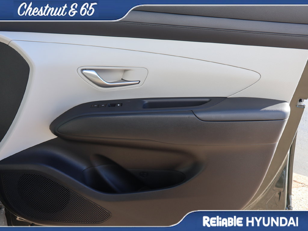 Used 2025 Hyundai Tucson SEL FWD image 8