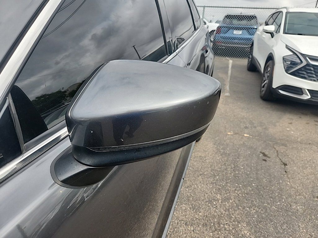 Used 2019 MAZDA CX-9 Touring w/ Touring Premium Package FWD image 7