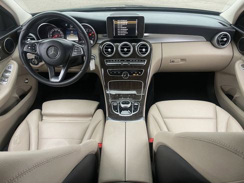 Used 2018 Mercedes-Benz C 300 Sedan image 16