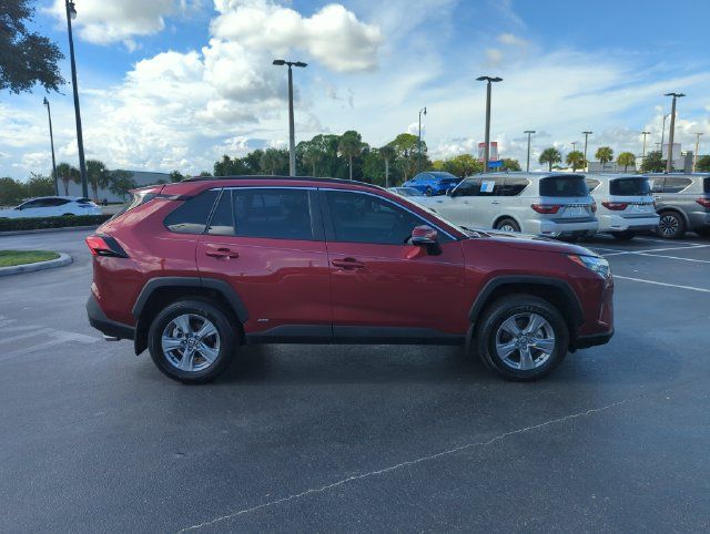 Used 2025 Toyota RAV4 XLE w/ Convenience Package AWD/4WD image 3