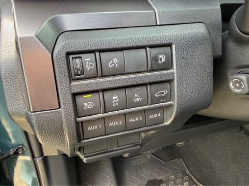 Used 2025 Toyota 4Runner TRD Off-Road Premium image 16