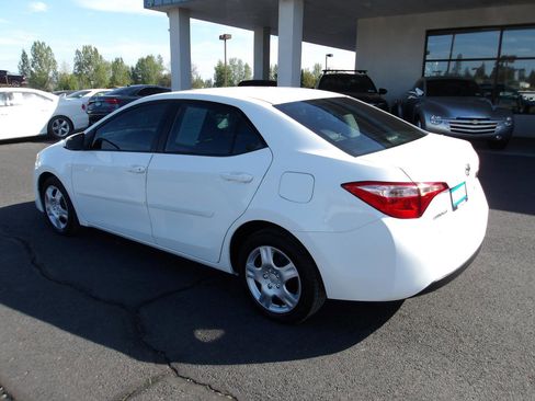 Used 2017 Toyota Corolla LE w/ Body Protection Package FWD image 3
