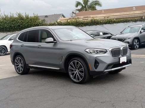 Used 2023 BMW X3 xDrive30i w/ Convenience Package AWD/4WD image 3