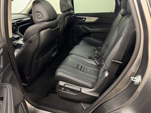Used 2023 Acura MDX SH-AWD w/ Technology Package image 31