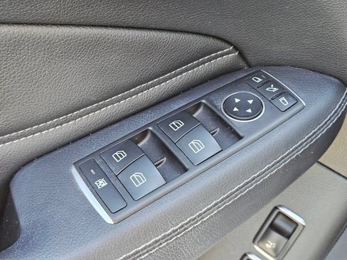 Used 2017 Mercedes-Benz GLS 450 4MATIC image 17