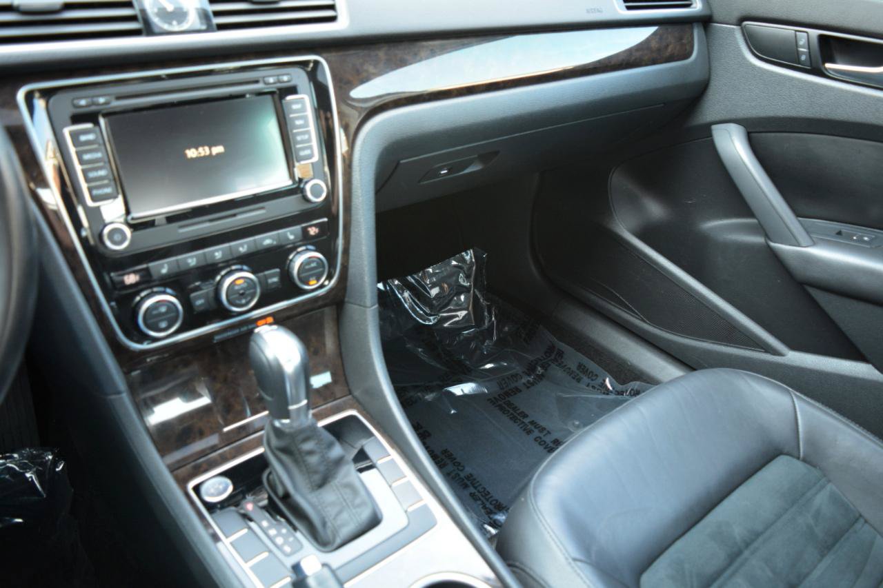 Used 2014 Volkswagen Passat TDI SEL Premium FWD image 22