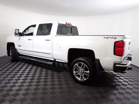 Used 2017 Chevrolet Silverado 2500 High Country w/ Duramax Plus Package AWD/4WD image 13