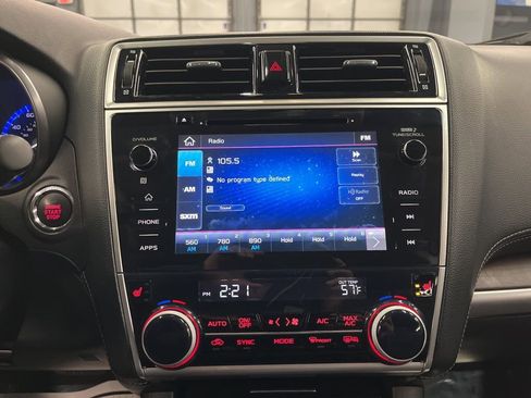 Used 2019 Subaru Outback 2.5i Limited w/ Popular Package #2 image 23