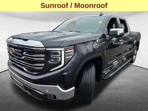 Used 2022 GMC Sierra 1500 SLT w/ SLT Premium Plus Package image 5