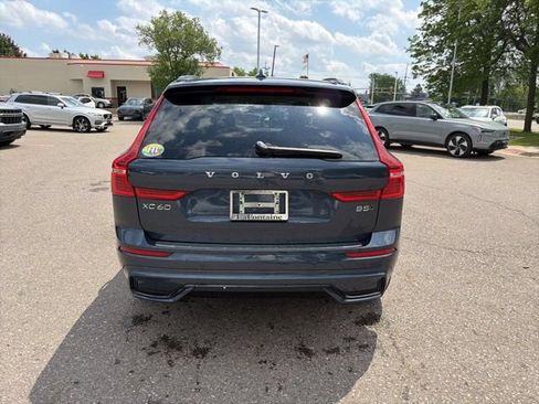 Used 2025 Volvo XC60 B5 Plus w/ Protection Package Premier AWD/4WD image 5