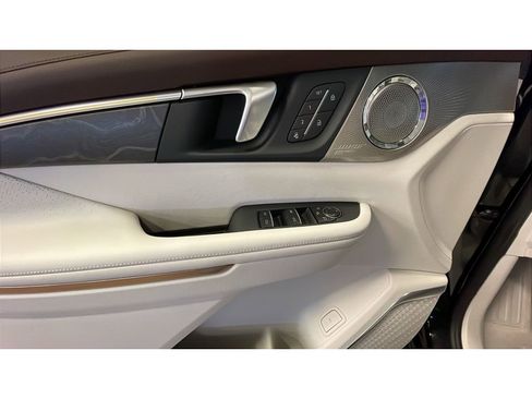 New 2026 Buick Enclave Avenir w/ Super Cruise Package AWD/4WD image 10