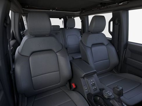 New 2026 Ford Bronco Outer Banks AWD/4WD image 12