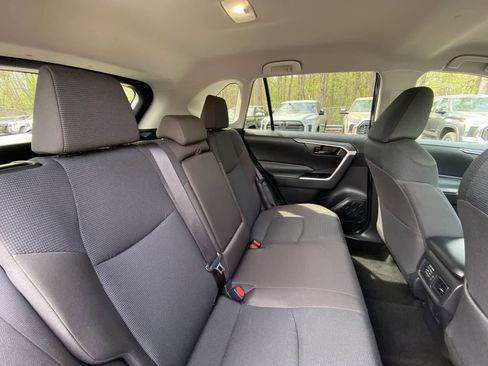 Used 2025 Toyota RAV4 LE image 23