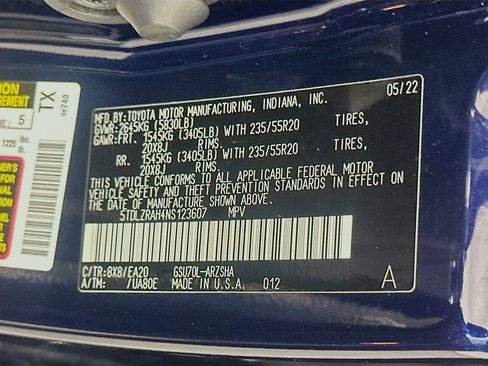 Used 2022 Toyota Highlander XSE FWD image 31