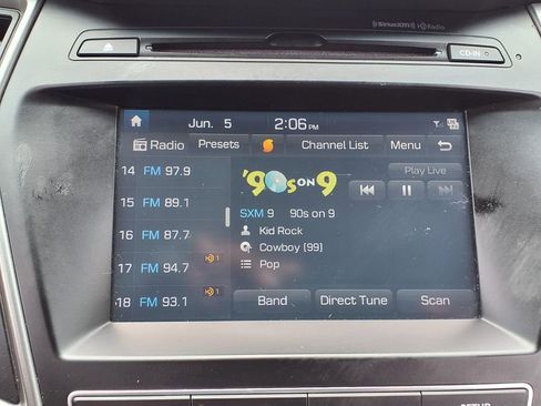Used 2018 Hyundai Santa Fe Sport w/ 2.4L Value Package 02 FWD image 15