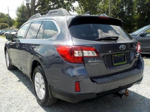 Used 2016 Subaru Outback 2.5i Premium image 3