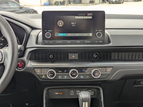 Used 2025 Honda CR-V EX image 16