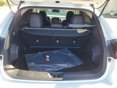 New 2026 Subaru Crosstrek 2.5i Limited w/ Crosstrek Mirror Package AWD/4WD image 7