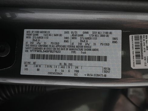 Used 2025 Ford F150 Lariat w/ Equipment Group 502A High image 40