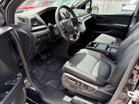 Used 2025 Honda Odyssey Sport-L image 11