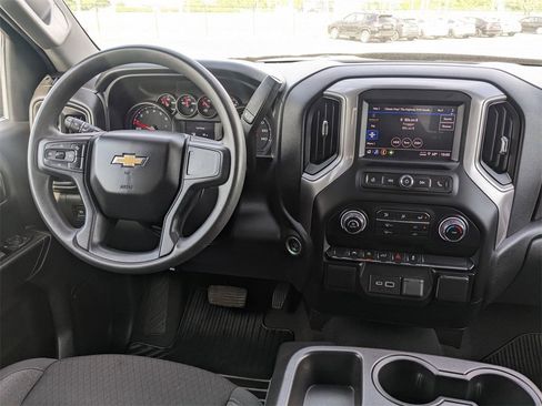 Used 2022 Chevrolet Silverado 1500 Custom image 22