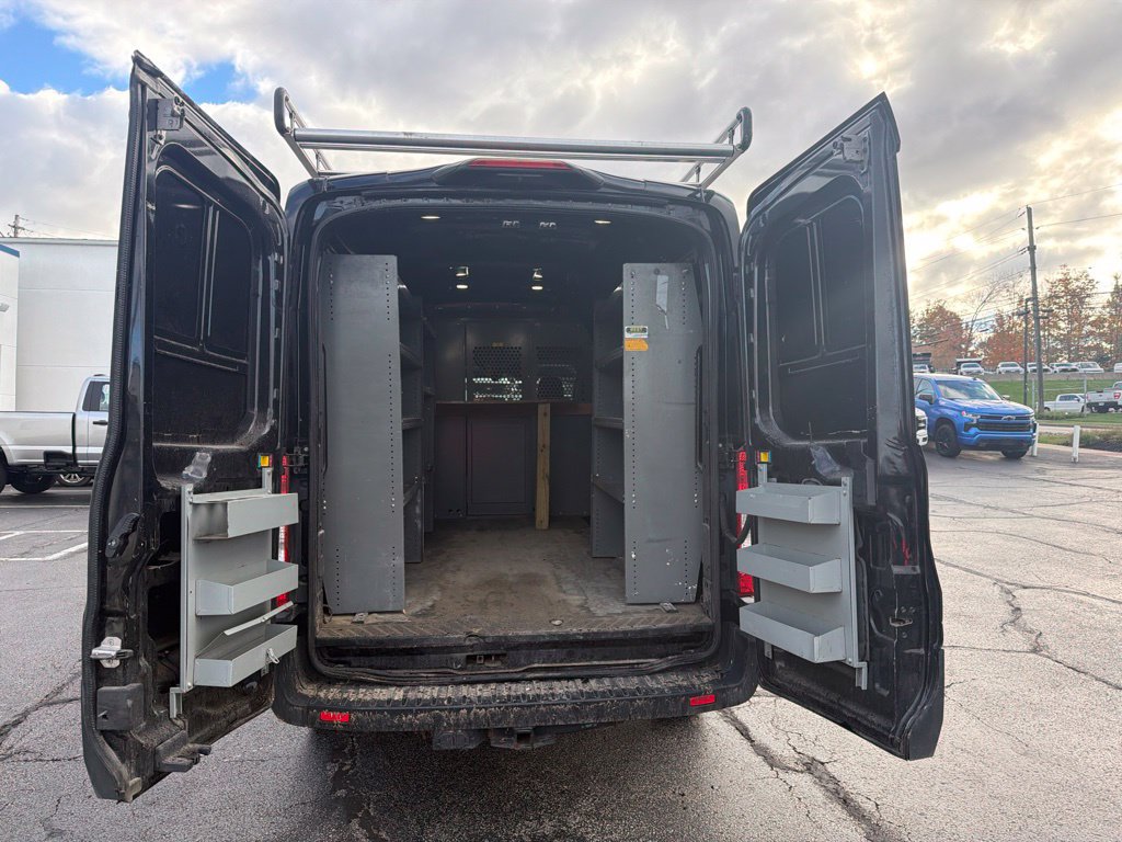 Used 2020 Ford Transit 250 Medium Roof RWD image 8