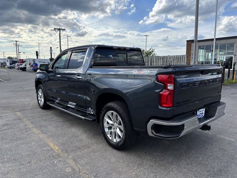 Used 2021 Chevrolet Silverado 1500 LTZ w/ LTZ Premium Package AWD/4WD image 5