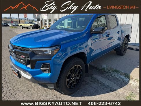 Used 2023 Chevrolet Colorado Z71 w/ Z71 Convenience Package 2 AWD/4WD image 3