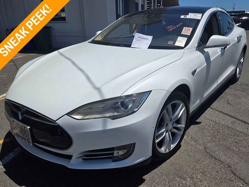 Used 2014 Tesla Model S 60 RWD image 1