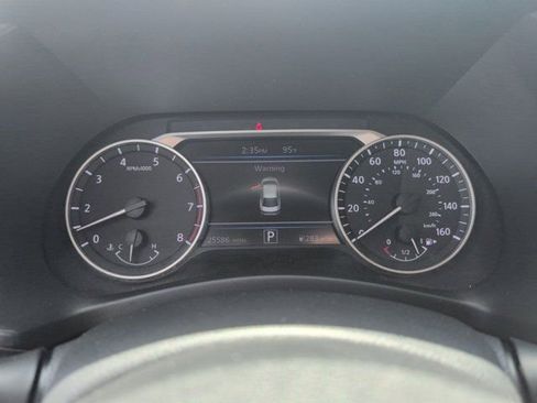 Used 2025 Nissan Sentra SV FWD image 16
