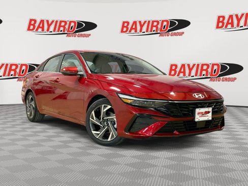 Used 2024 Hyundai Elantra Limited image 1