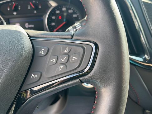 Used 2022 Chevrolet Equinox RS w/ RS Leather Package image 16