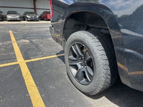 Used 2020 RAM 1500 Big Horn AWD/4WD image 9