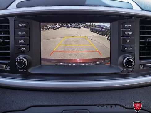 Used 2020 Kia Sorento EX AWD/4WD image 28