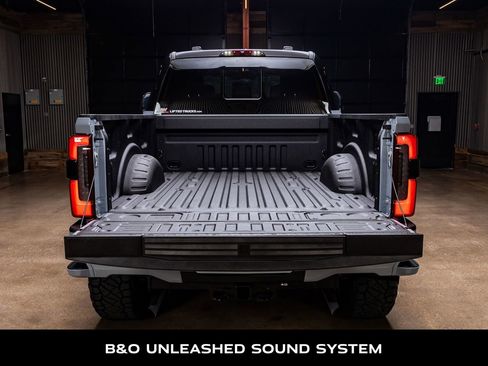 Used 2026 Ford F250 Platinum w/ FX4 Off-Road Package AWD/4WD image 9
