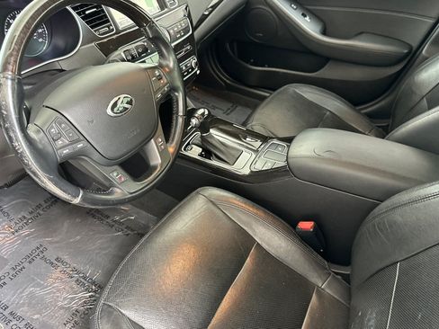 Used 2014 Kia Cadenza Premium FWD image 10