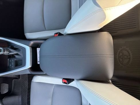Certified 2025 Toyota RAV4 Limited FWD image 25