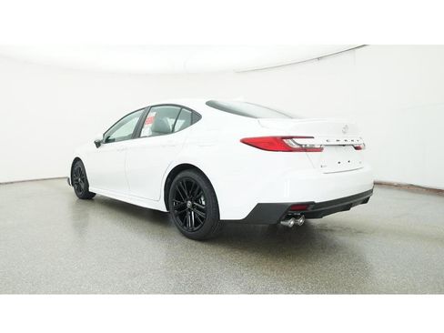 New 2026 Toyota Camry SE image 21