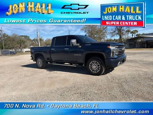 Certified 2022 Chevrolet Silverado 2500 High Country w/ Safety Package II image 17