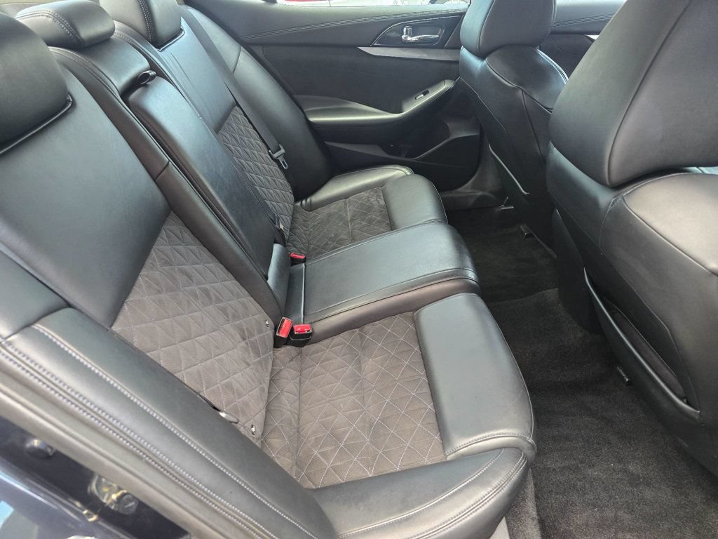 Used 2016 Nissan Maxima SR FWD image 14