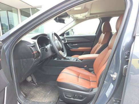 Used 2025 MAZDA CX-50 Meridian Edition w/ Apex Package AWD/4WD image 3