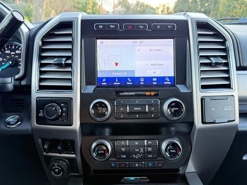Used 2021 Ford F250 Platinum image 18