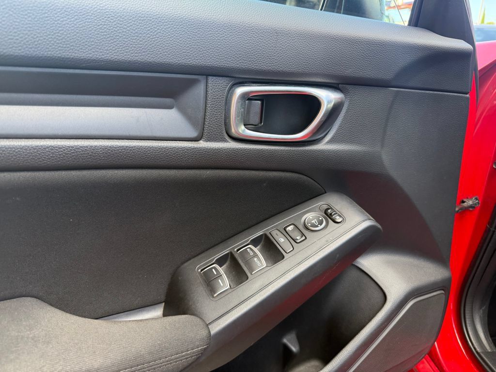 Used 2022 Honda Civic Sport image 14