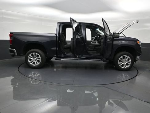 Used 2023 Chevrolet Silverado 1500 LTZ RWD image 32
